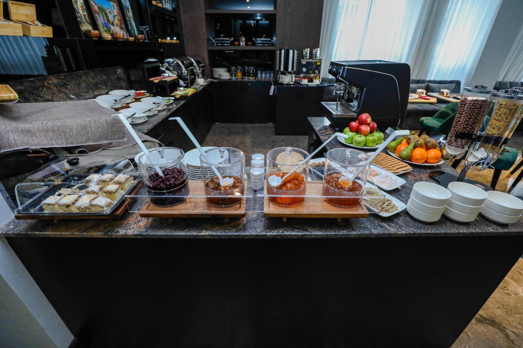 Arium Hotel Baku Luaran gambar