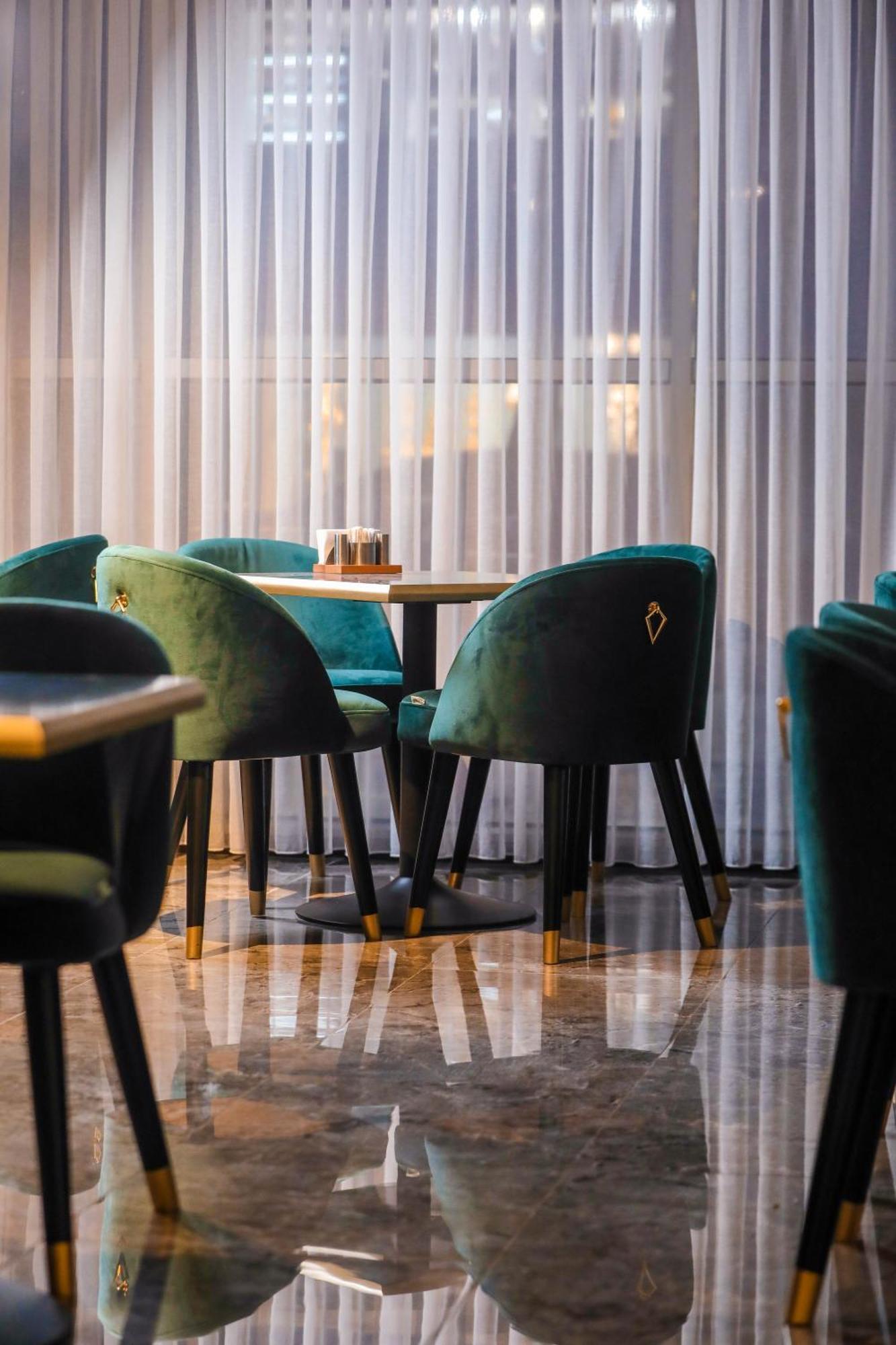 Arium Hotel Baku Luaran gambar